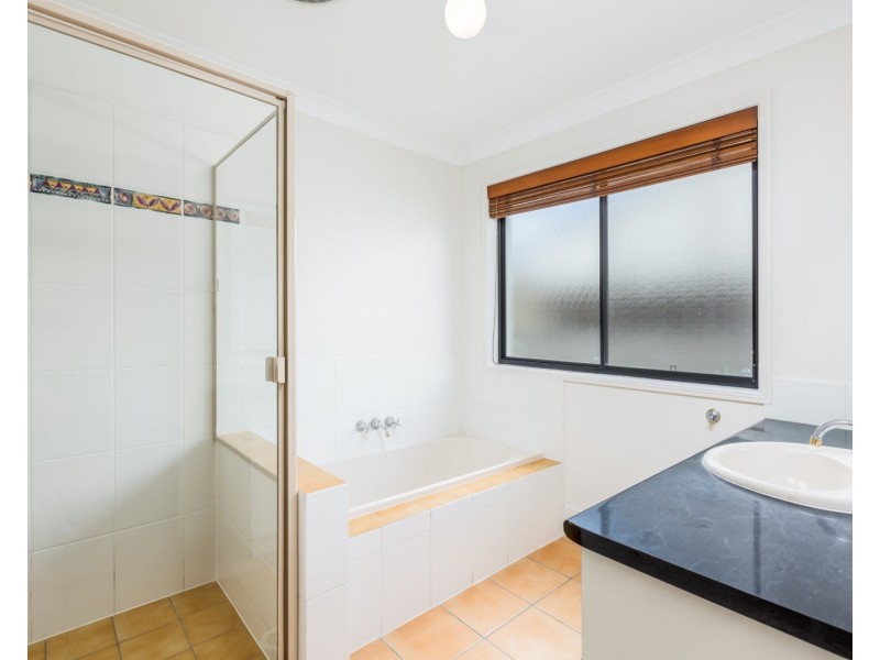 3 Seabrook Crescent, Forest Lake QLD 4078