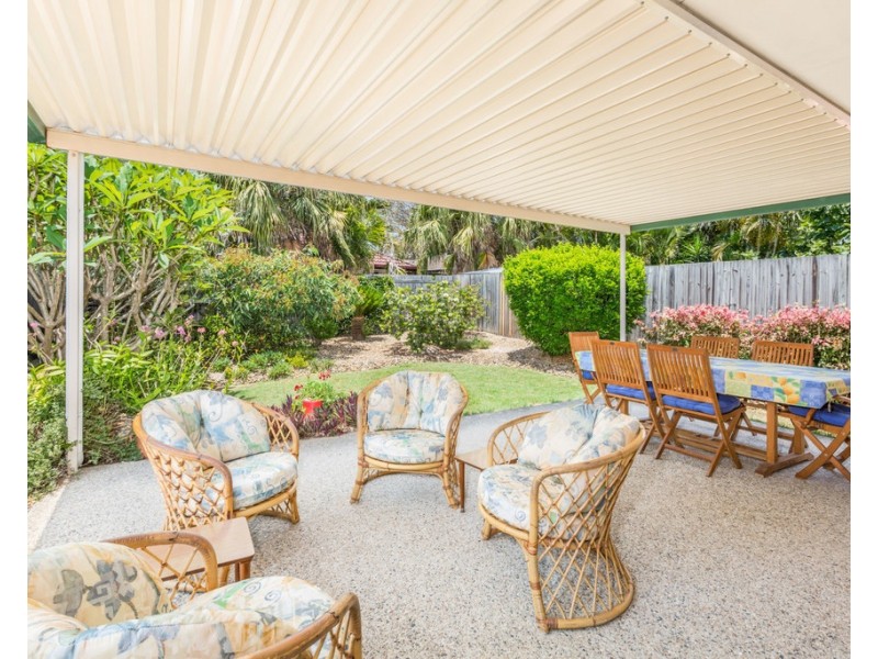 8 Chelsea Place, Forest Lake QLD 4078