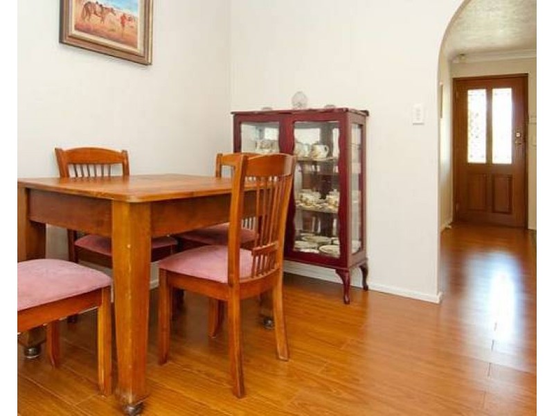 1 Letitia Street, Regents Park QLD 4118