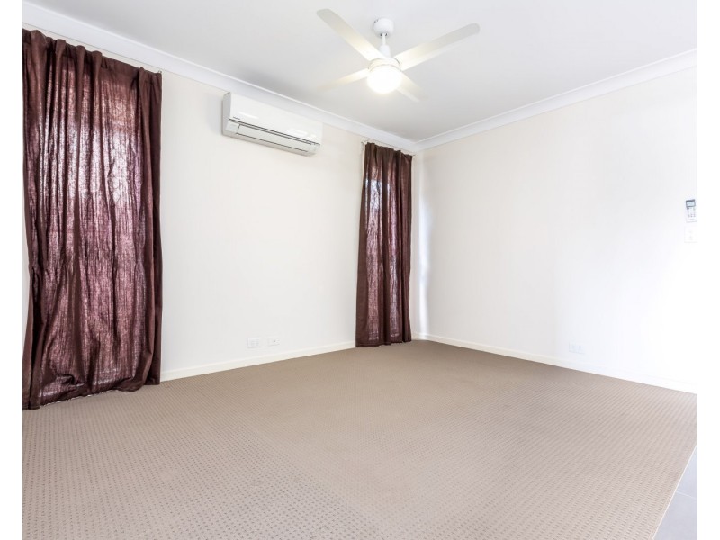 35 Drewett Avenue, Redbank Plains QLD 4301