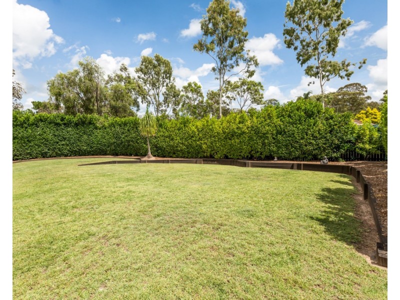 2 Ornata Place, Forest Lake QLD 4078