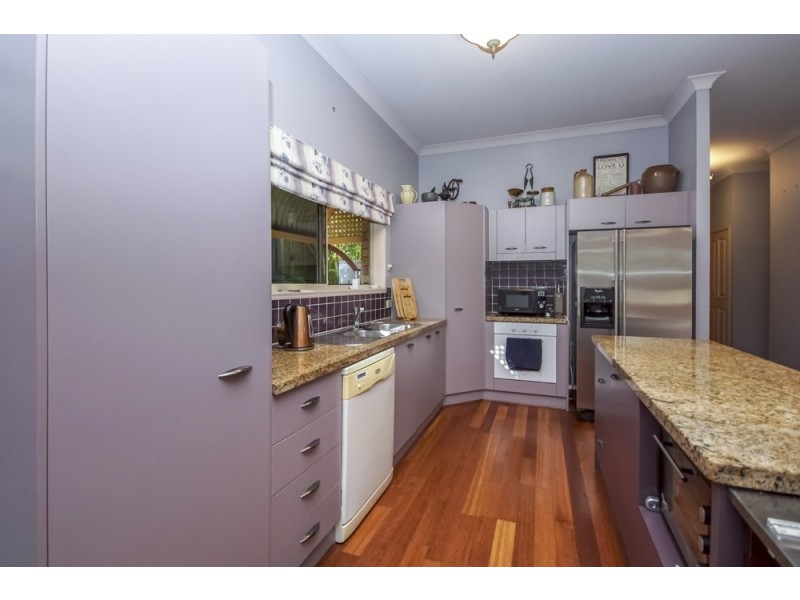 1 Cooloola Lane, Forest Lake QLD 4078