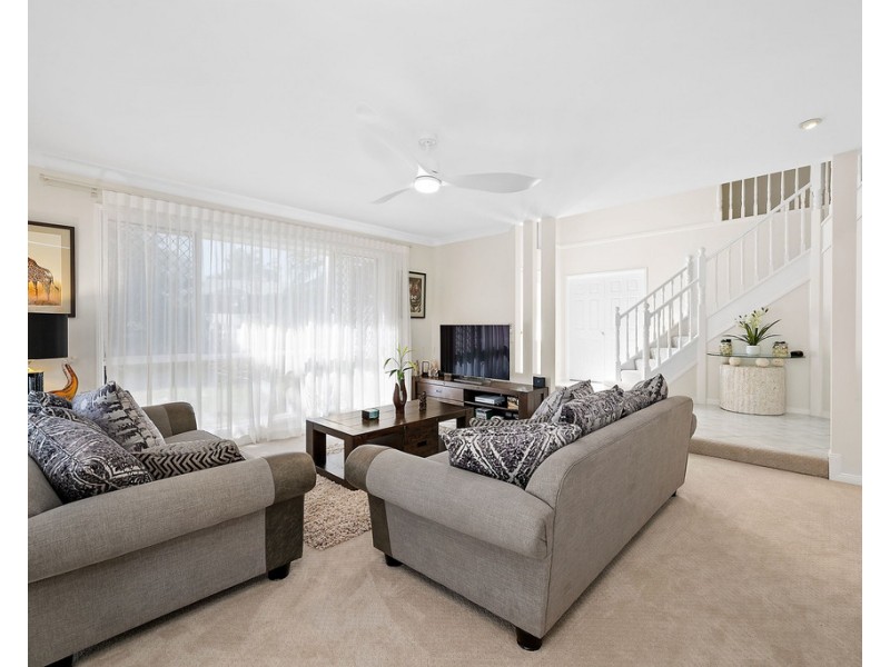 76 Renoir Crescent, Forest Lake QLD 4078