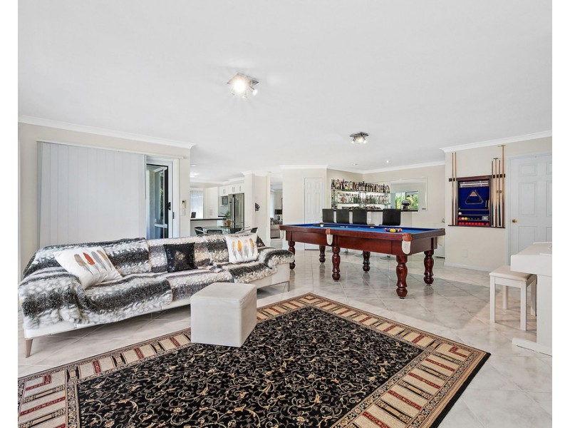 76 Renoir Crescent, Forest Lake QLD 4078