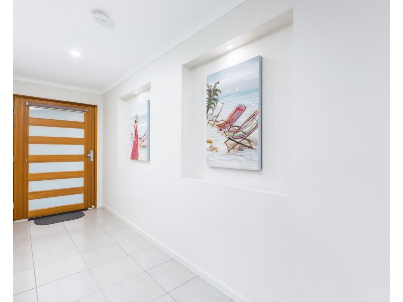 52 Colebrook Crescent, Doolandella QLD 4077