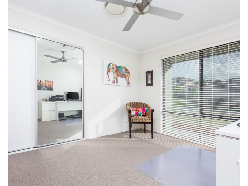 52 Colebrook Crescent, Doolandella QLD 4077