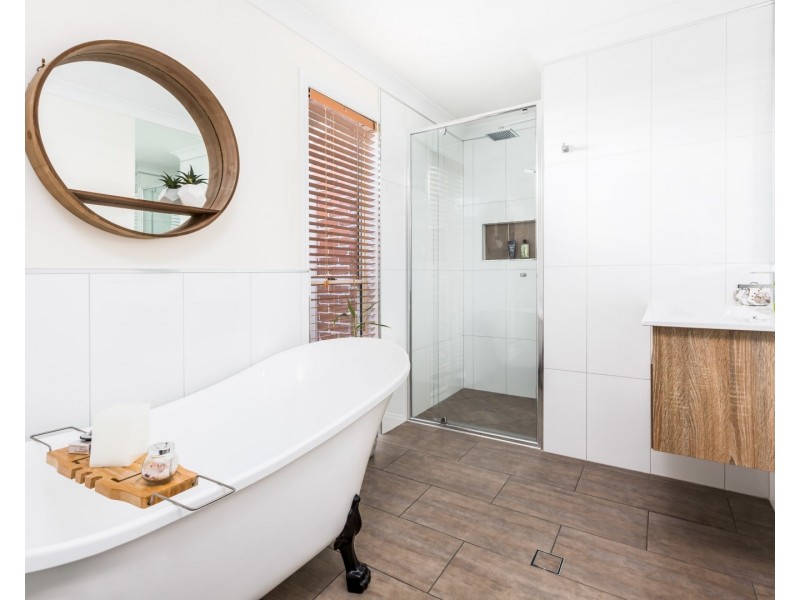 52 Alexandrina Circuit, Forest Lake QLD 4078