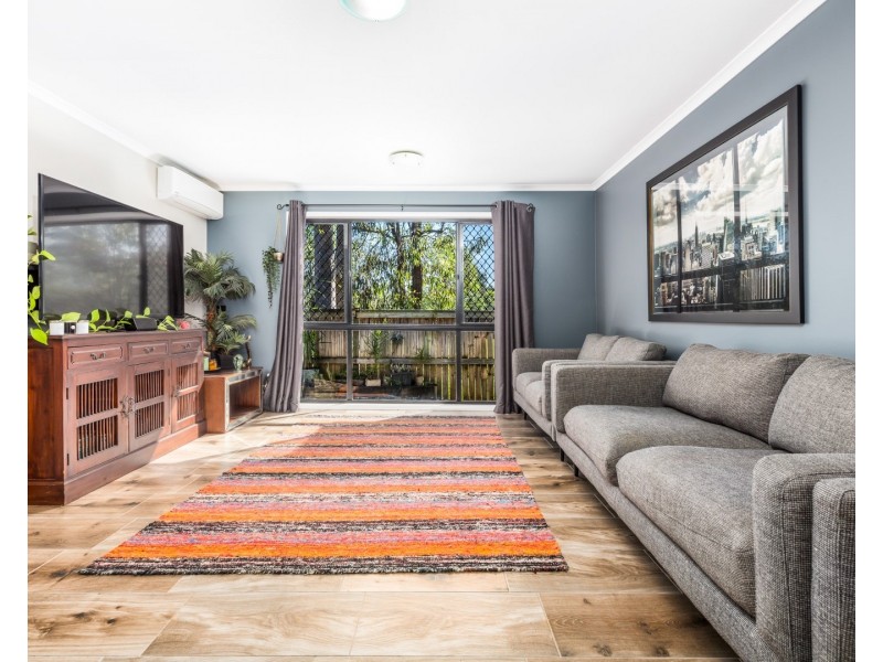 14 Deakin Place, Forest Lake QLD 4078