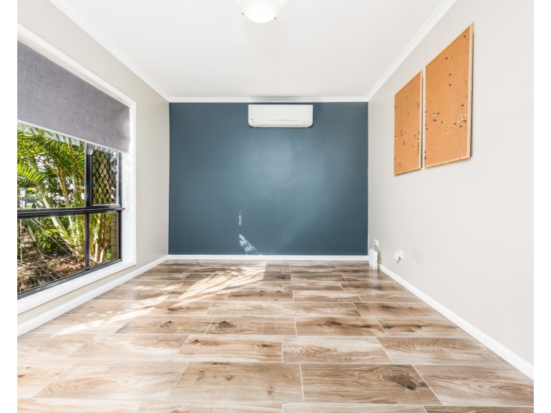 14 Deakin Place, Forest Lake QLD 4078