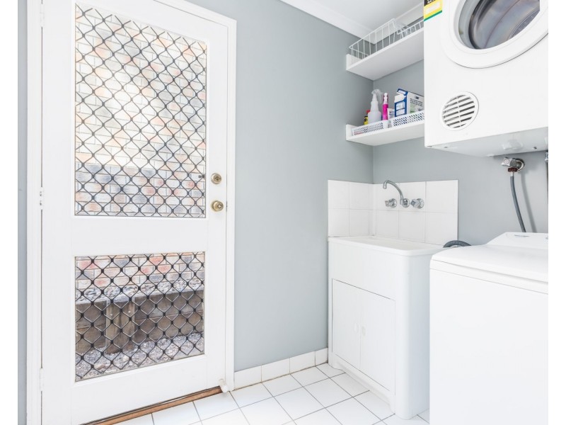 14 Deakin Place, Forest Lake QLD 4078