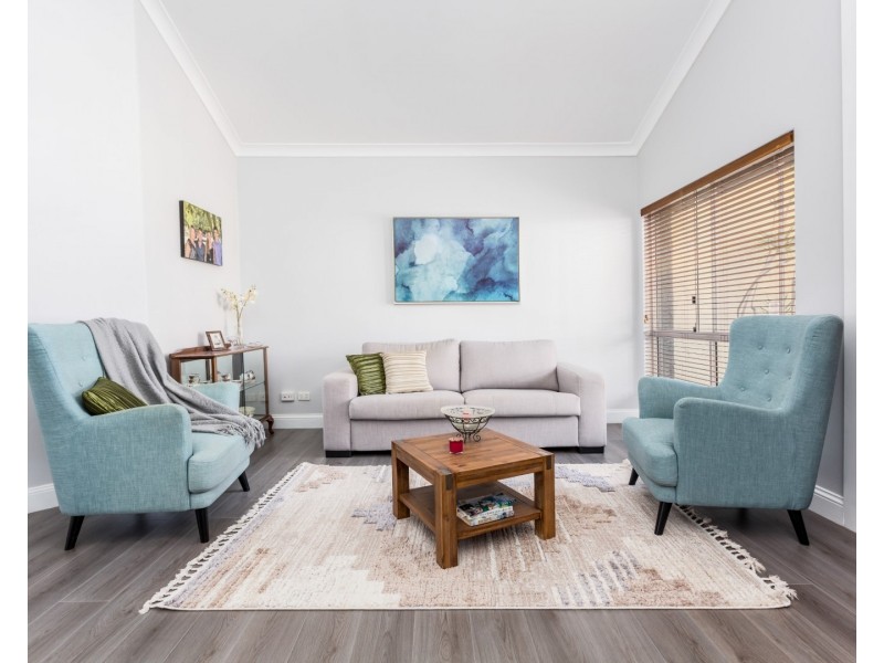 16 Clarendon Circuit, Forest Lake QLD 4078