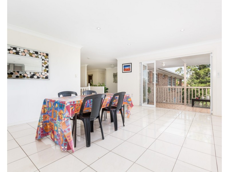 12 Moncrieff Court, Mount Ommaney QLD 4074