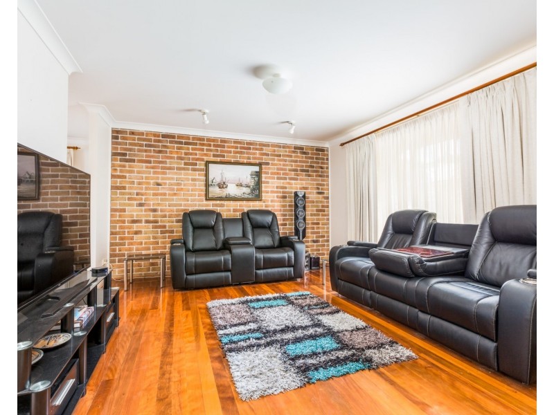 12 Moncrieff Court, Mount Ommaney QLD 4074