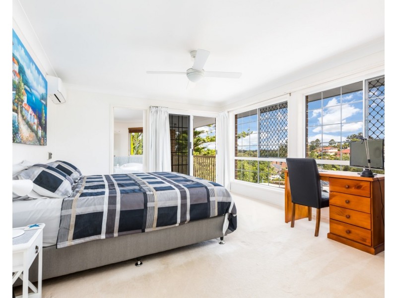 12 Moncrieff Court, Mount Ommaney QLD 4074