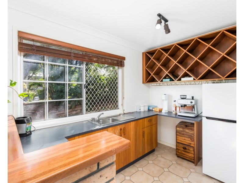 12 Moncrieff Court, Mount Ommaney QLD 4074