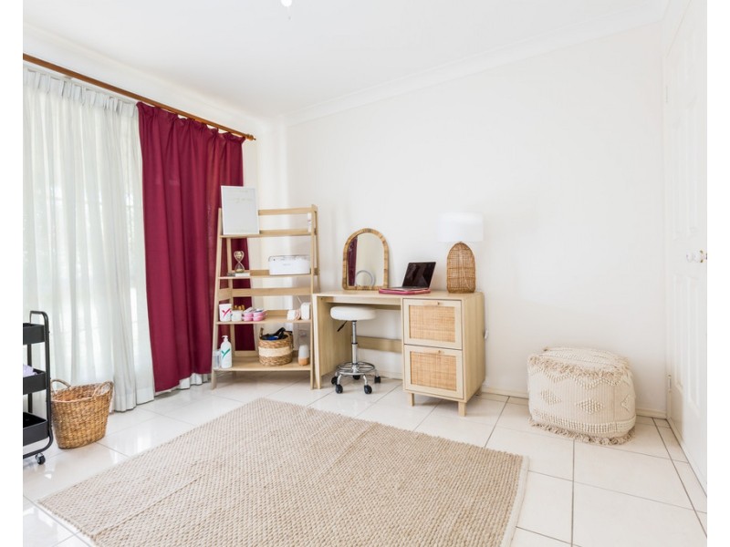 12 Moncrieff Court, Mount Ommaney QLD 4074