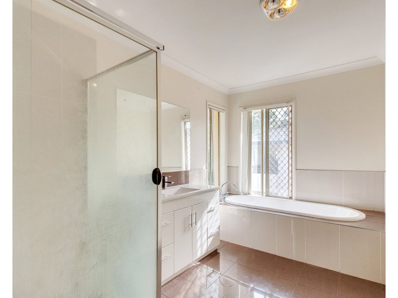 48 Ithaca Way, Forest Lake QLD 4078