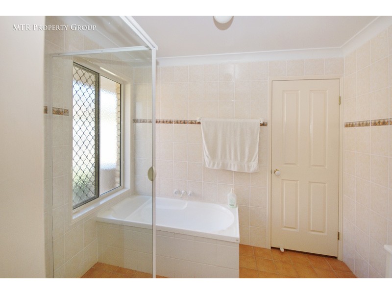 16 Ryecroft Pl, Richlands QLD 4077