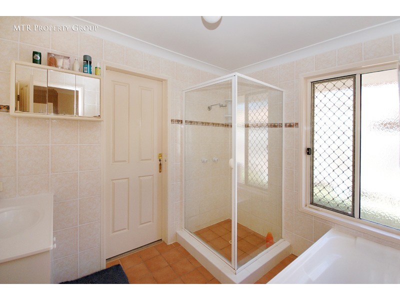 16 Ryecroft Pl, Richlands QLD 4077