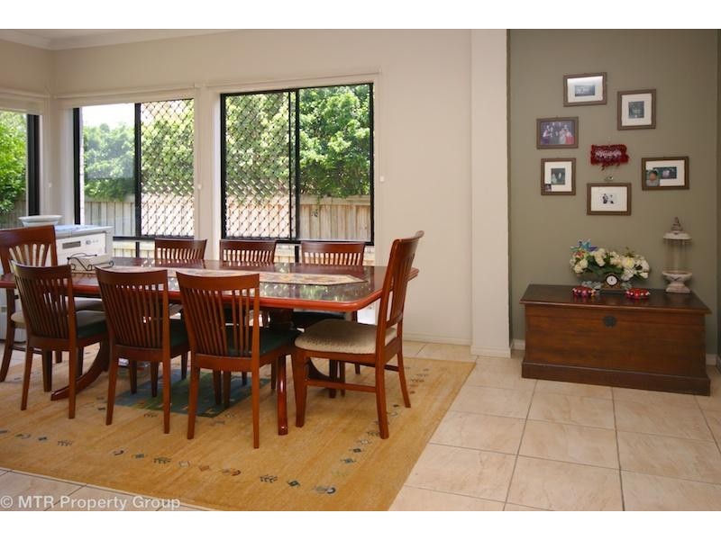 8 St Tropez Place, Forest Lake QLD 4078