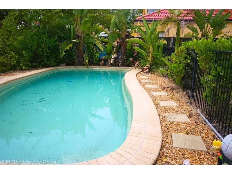 8 St Tropez Place, Forest Lake QLD 4078