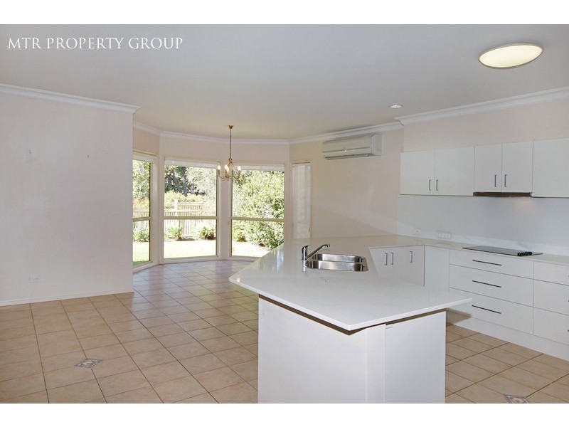 27 Alexandrina Circuit, Forest Lake QLD 4078