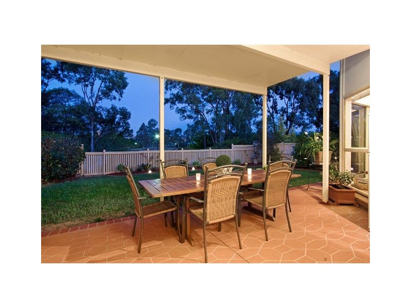 27 Alexandrina Circuit, Forest Lake QLD 4078