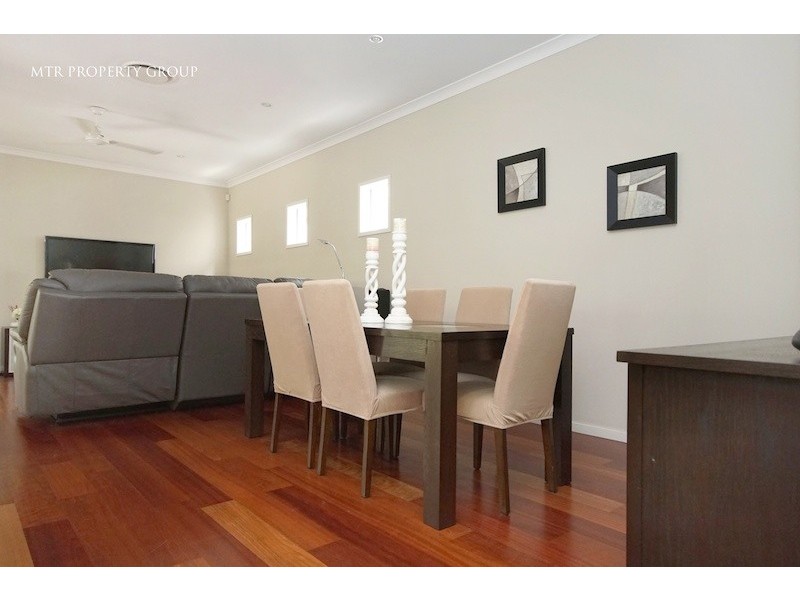 8 Cayman Place, Forest Lake QLD 4078