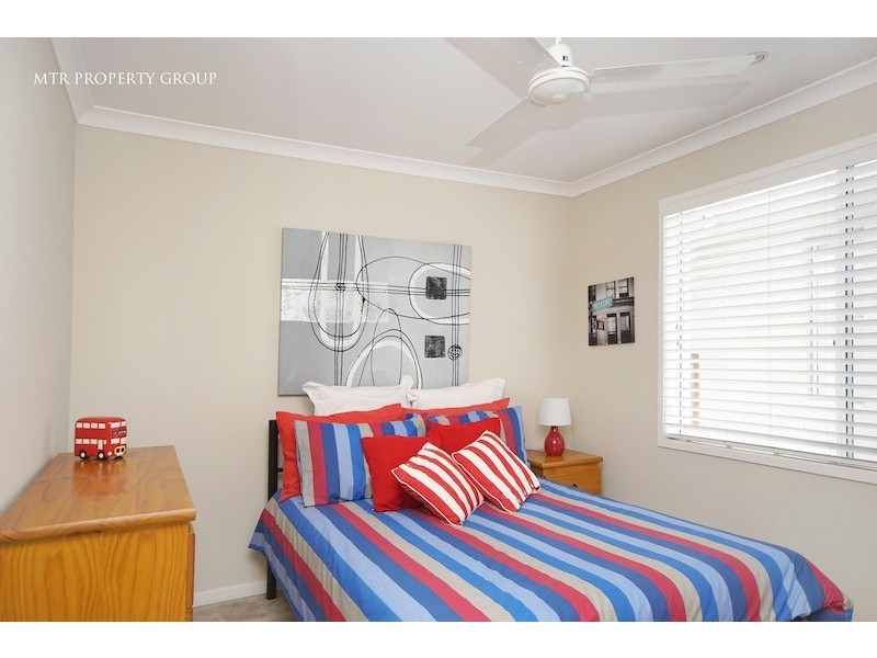 8 Cayman Place, Forest Lake QLD 4078