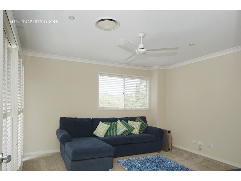 8 Cayman Place, Forest Lake QLD 4078