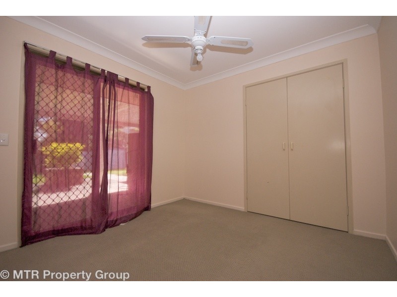 4 Somerfield St, Redbank Plains QLD 4301