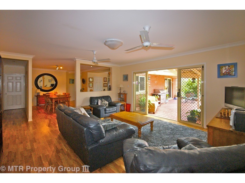 4 Catalina Cct, Forest Lake QLD 4078