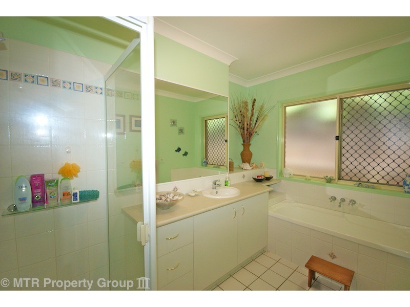 4 Catalina Cct, Forest Lake QLD 4078