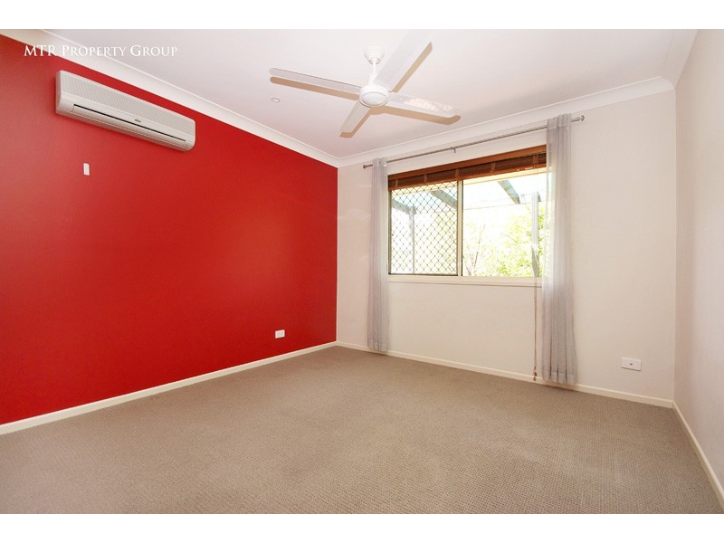 18 Baccata Place, Forest Lake QLD 4078