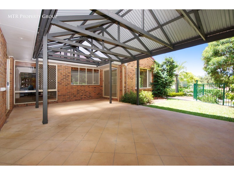 18 Baccata Place, Forest Lake QLD 4078