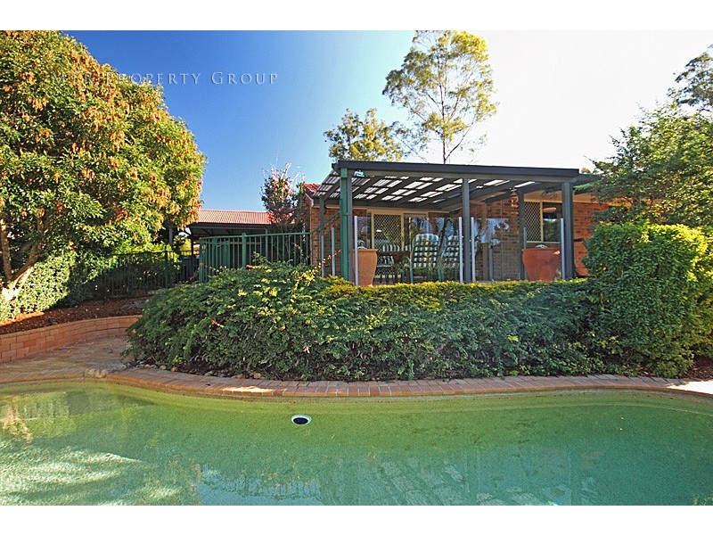 18 Baccata Place, Forest Lake QLD 4078