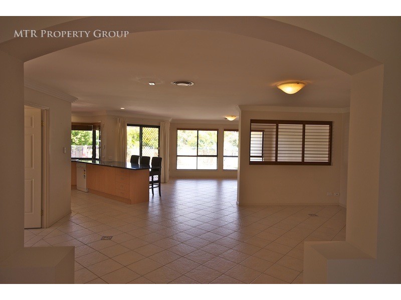 111 Claremont Parade, Forest Lake QLD 4078