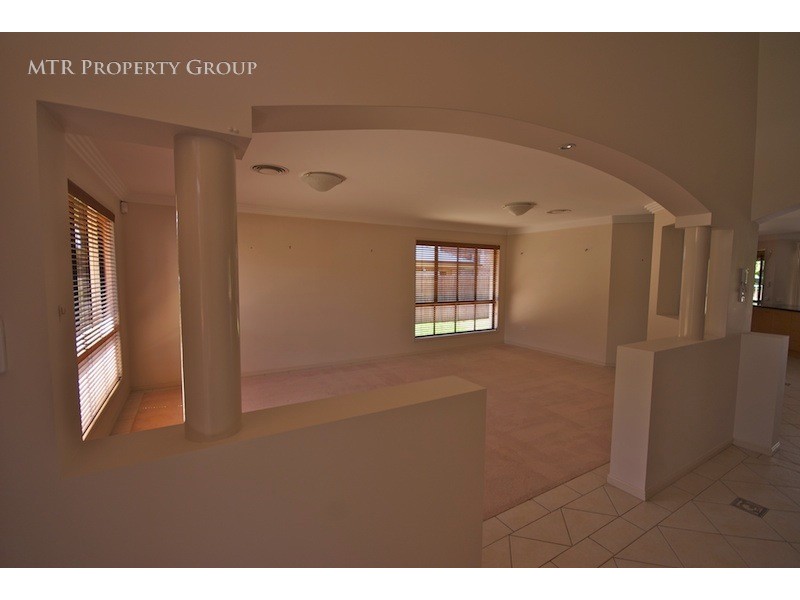 111 Claremont Parade, Forest Lake QLD 4078