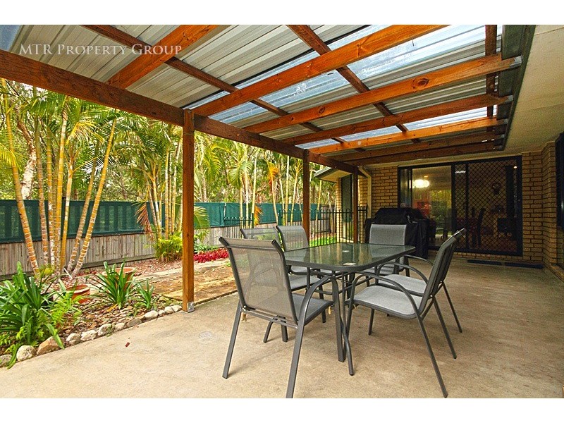 11 Chiswick Place, Forest Lake QLD 4078