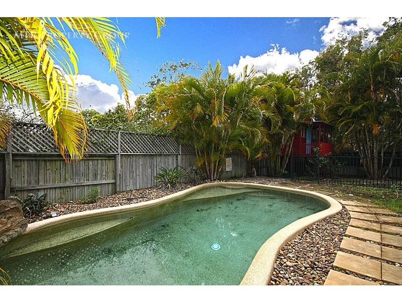 11 Chiswick Place, Forest Lake QLD 4078