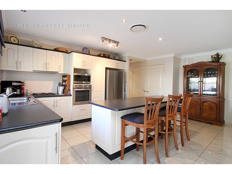 14 Trinity Close, Forest Lake QLD 4078