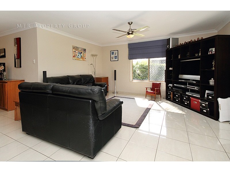 14 Trinity Close, Forest Lake QLD 4078