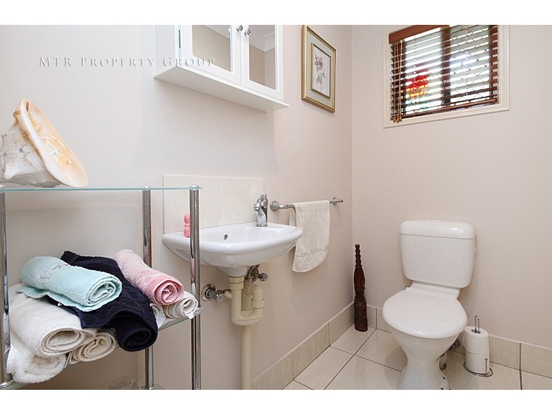 14 Trinity Close, Forest Lake QLD 4078