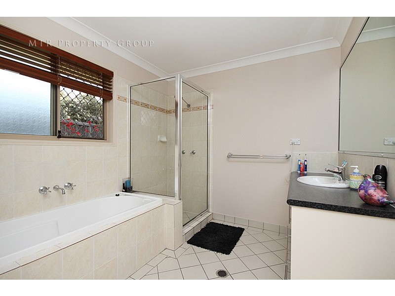 14 Trinity Close, Forest Lake QLD 4078