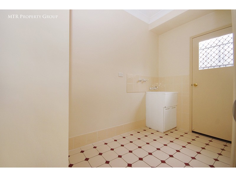 11 Starr Street, Forest Lake QLD 4078