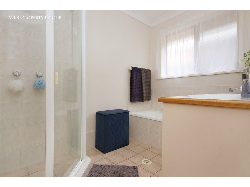 9 Tasman Place, Forest Lake QLD 4078