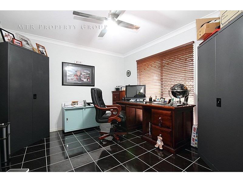 7 Stonyfell Place, Forest Lake QLD 4078