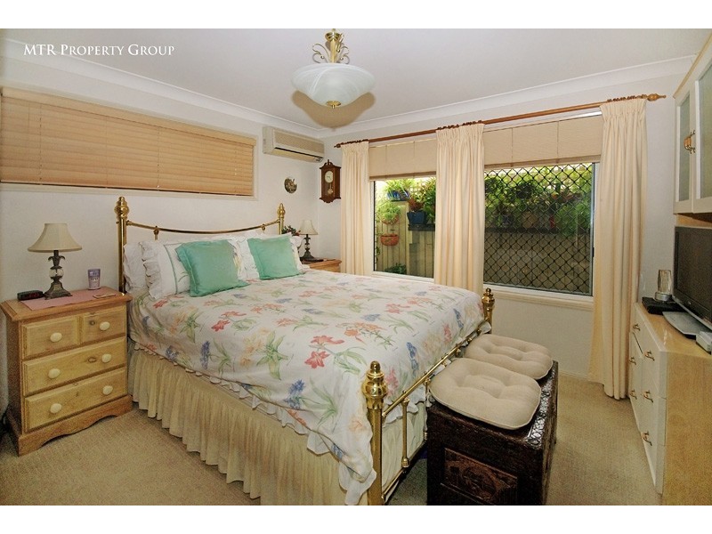 76 Jindabyne Cct, Forest Lake QLD 4078