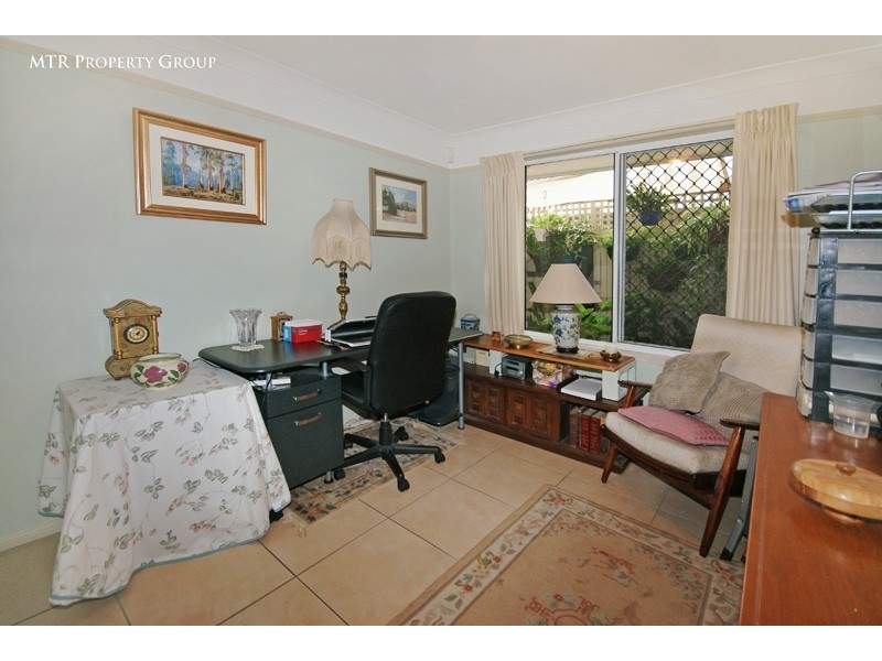 76 Jindabyne Cct, Forest Lake QLD 4078