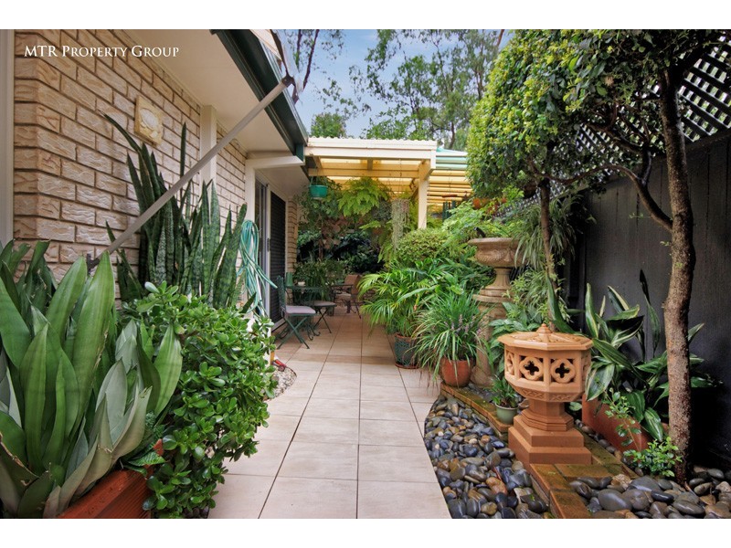 76 Jindabyne Cct, Forest Lake QLD 4078